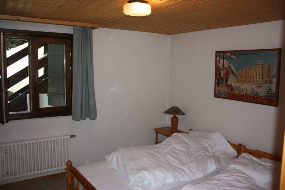 Swiss Chalet Rental Bedroom