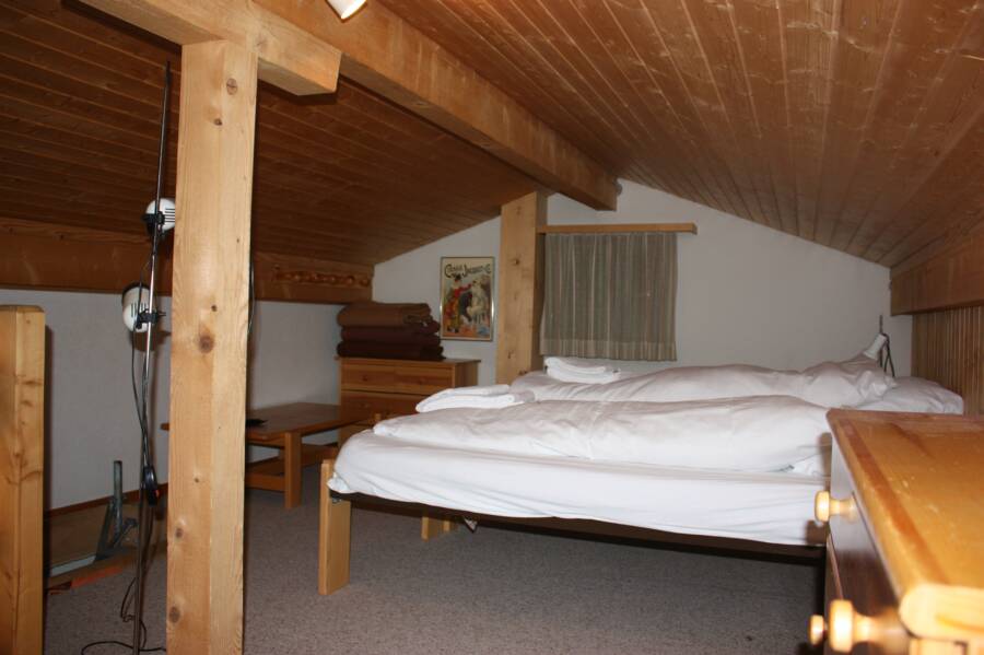 switzerland rental bedroom